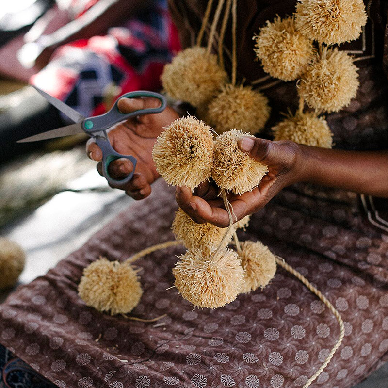 Raffia Pom-Poms, Set of 4 - Image 2