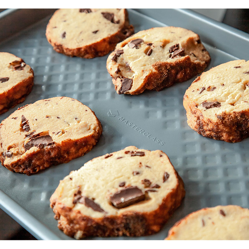 Smart Ceramic Perforated Baking Tray - Image 3