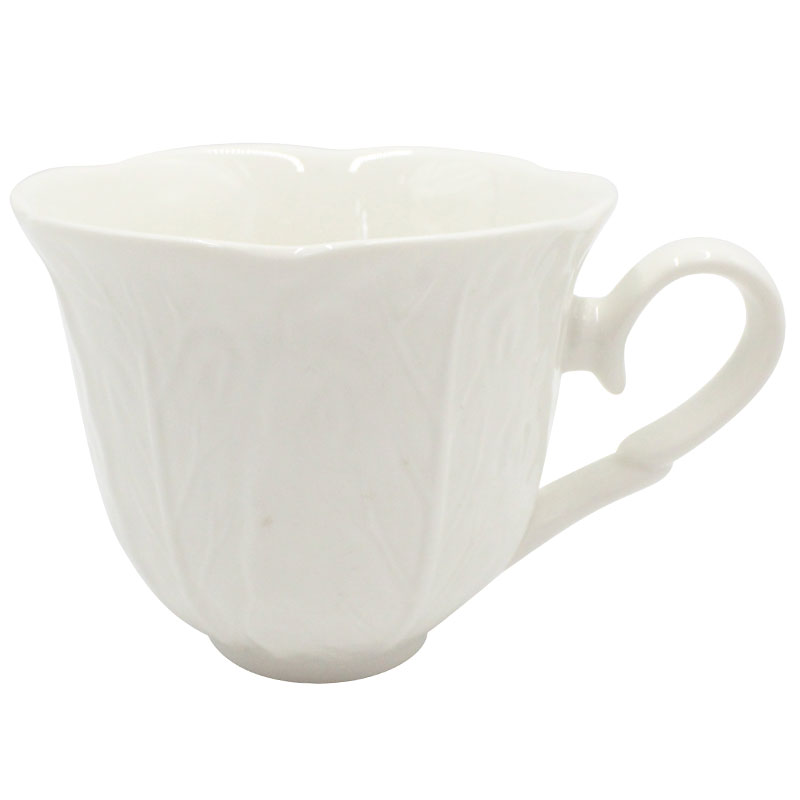 Petal Teacup & Saucer - Image 3