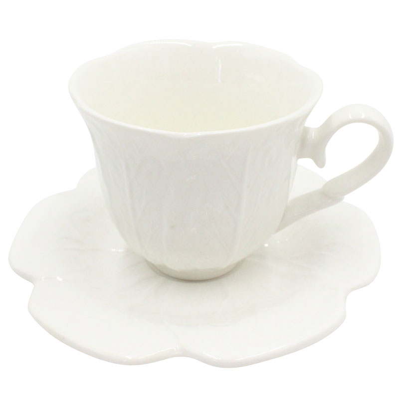 Petal Teacup & Saucer - Image 2