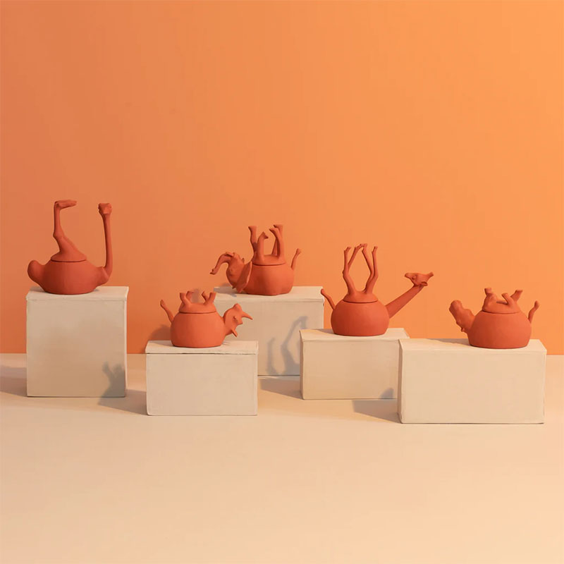 Sleeping Rhino Pot - Image 2