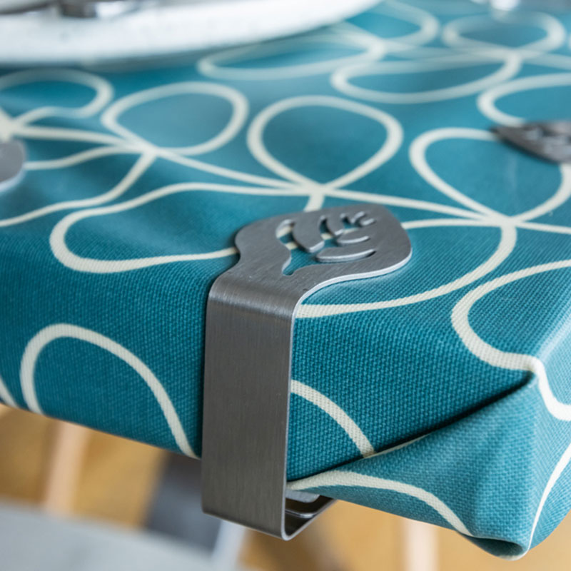 Leaf Shaped Table Cloth Clips, Set of 4 - Image 3