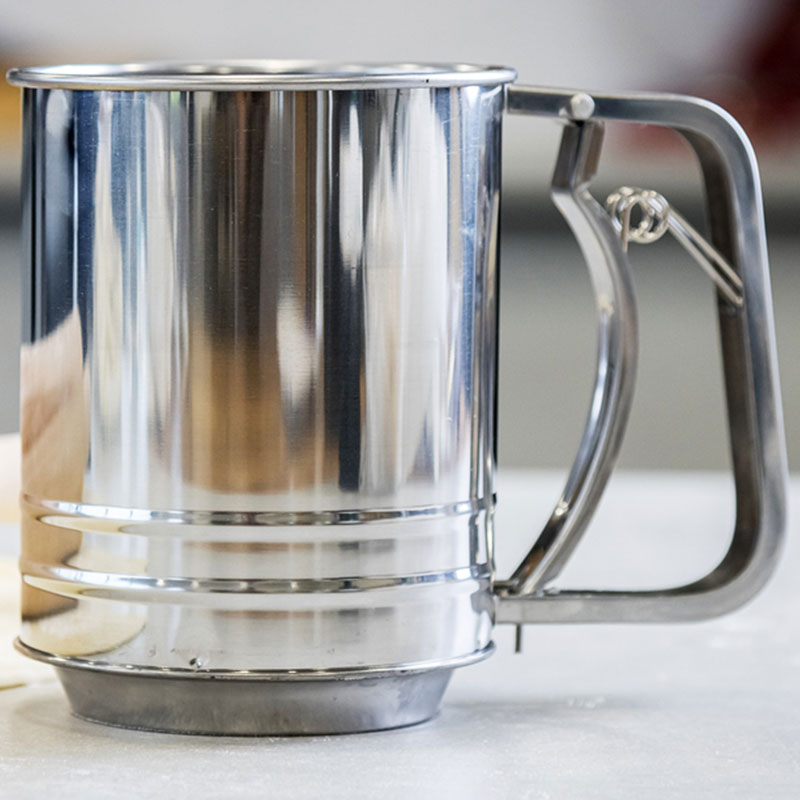 Trigger Action Flour Sifter - Image 2
